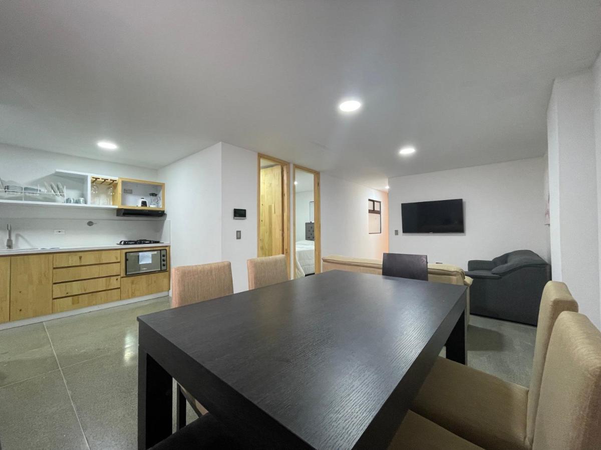 Edificio Helena Apartment Medellin Bagian luar foto