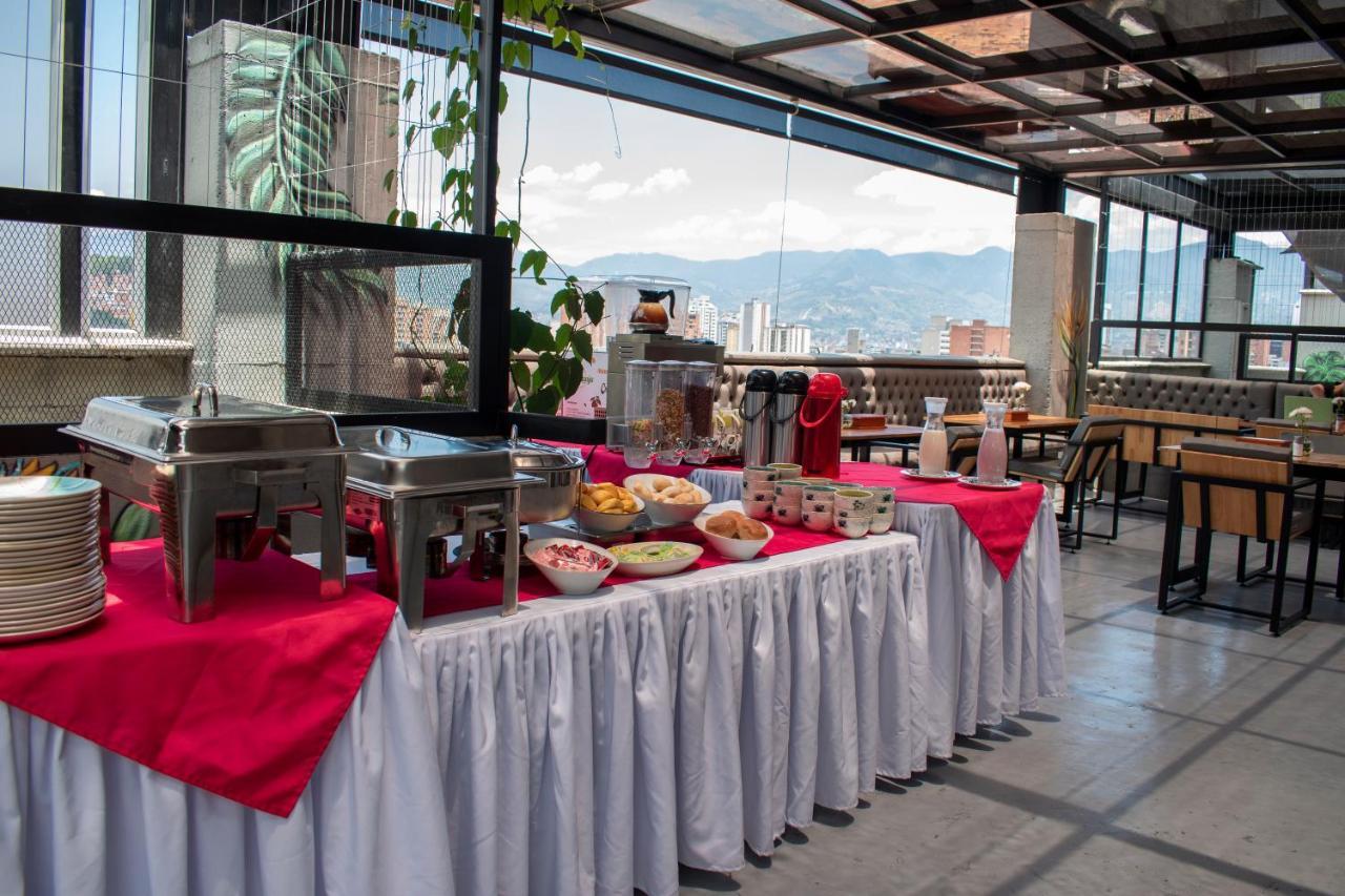 Edificio Helena Apartment Medellin Bagian luar foto