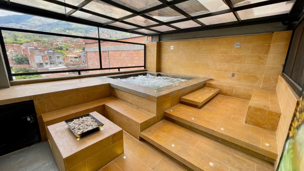 Edificio Helena Apartment Medellin Bagian luar foto