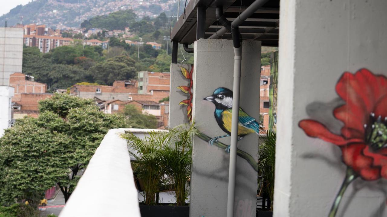Edificio Helena Apartment Medellin Bagian luar foto
